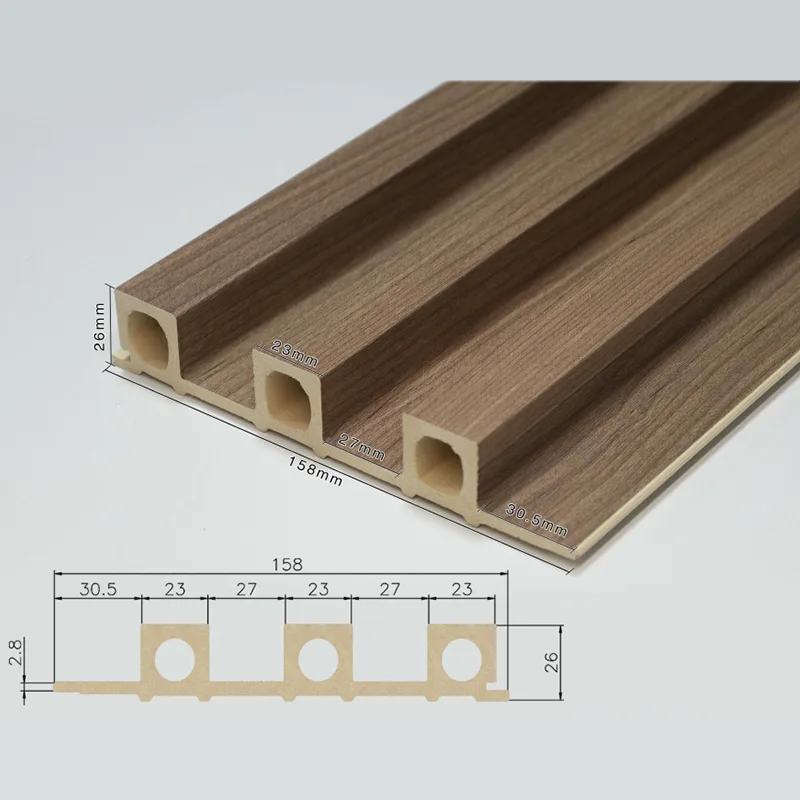Panneau cannelé creux à 3 grilles 150