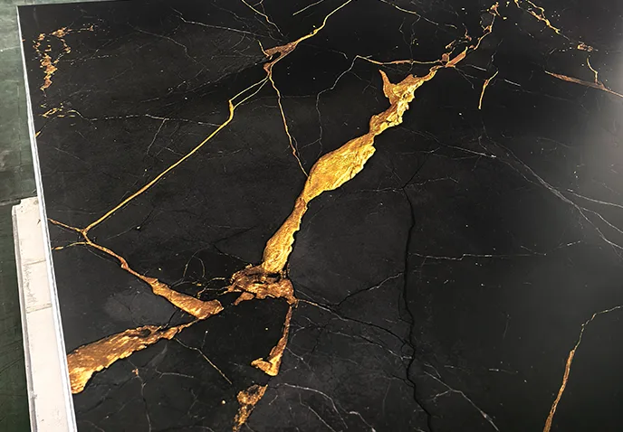 Les avantages du panneau mural en cristal de carbone.