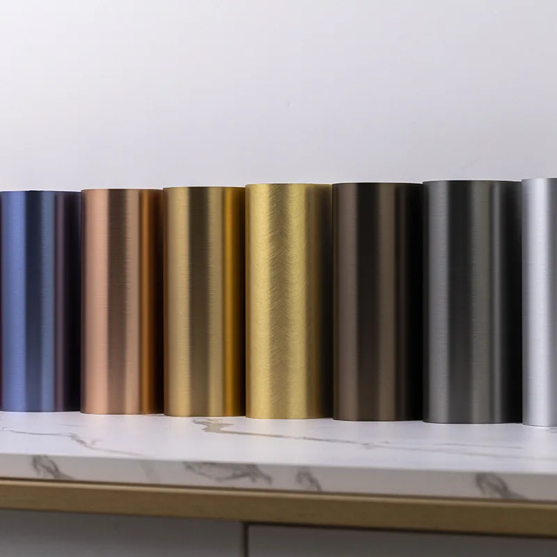 Panneau mural résistant aux chocs à texture métallique